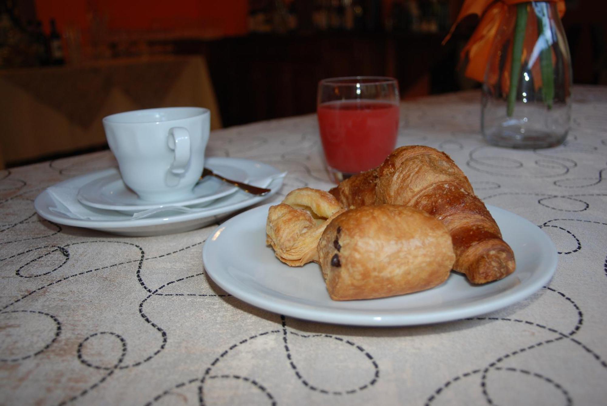 Hotel Cavalieri Del Tau 3*