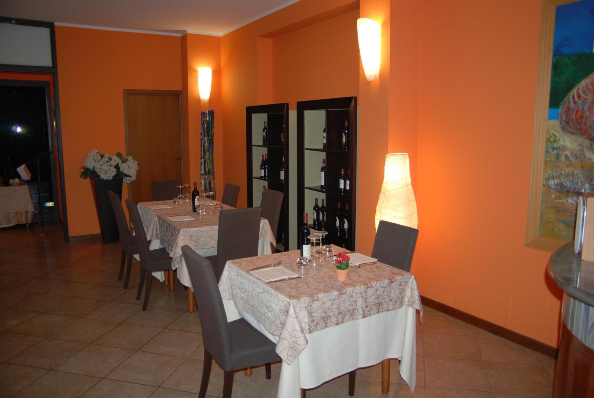 Hotel Cavalieri Del Tau 3*
