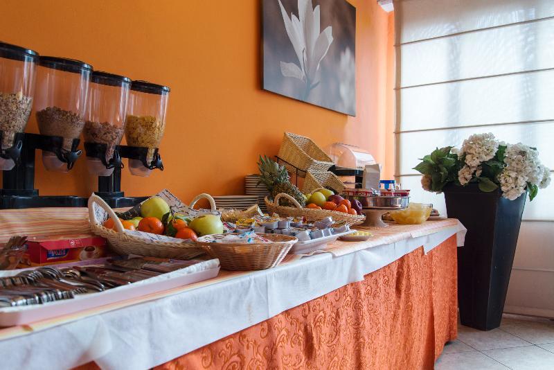 Cavalieri Del Tau Hotel 3*